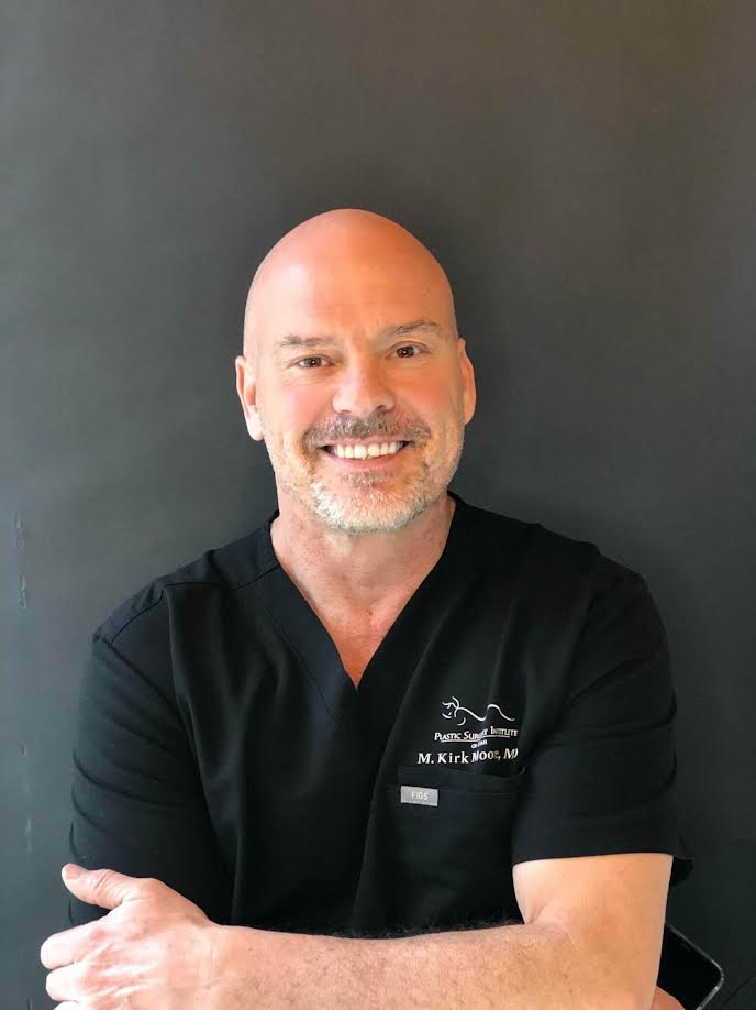 Dr. Michael Kirk Moore โ Plastic Surgeon and Medical Freedom Advocate